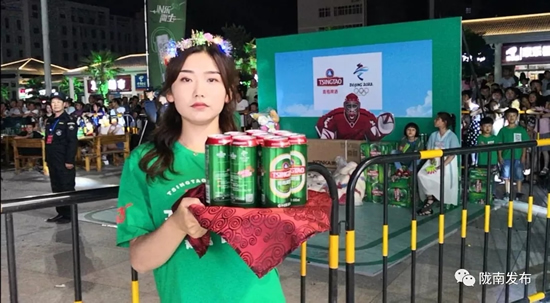 好嗨喲！隴南第一屆青島啤酒節(jié)開(kāi)幕啦，為期8天