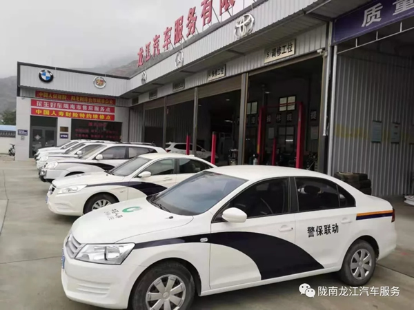 金錘鈑金，銀槍噴漆！龍江汽修值得信賴！