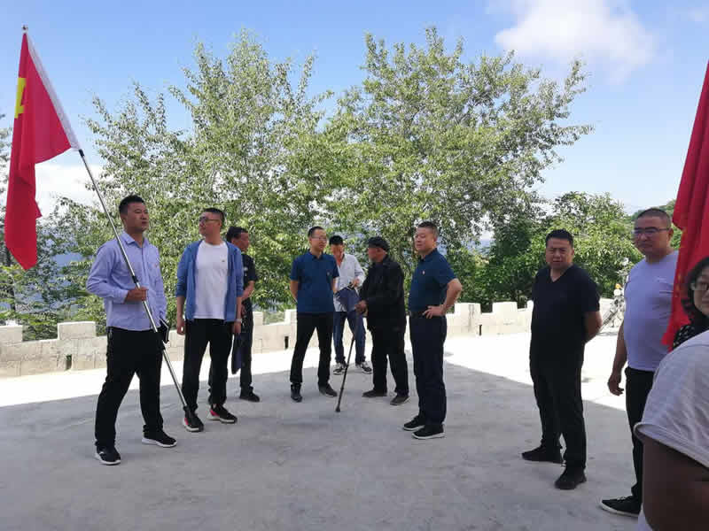 “感黨恩、憶黨史”，--市龍江城鄉(xiāng)發(fā)展集團(tuán)公司開(kāi)展慶祝建黨99周年主題黨日活動(dòng)